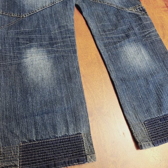 Rocawear ~ Size Boys 12 (28” Waist) ~ Distressed Jeans ~ Excellent Condition - Picture 7 of 11